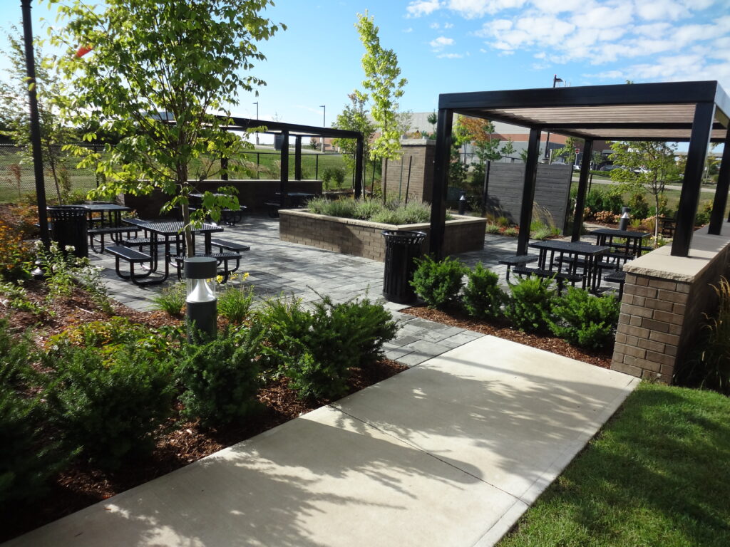 6TEN Condos - 610 Farmstead Drive - Zen Garden Image Alternate